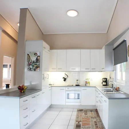 3 Bedroom Lovely In Chalkida