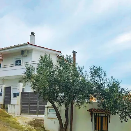 3 Bedroom Lovely In *