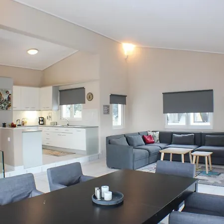 3 Bedroom Lovely In