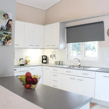 3 Bedroom Lovely In * Chalkida